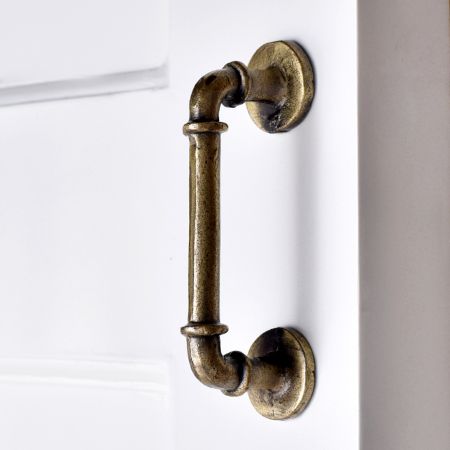 Handmade High-Quality Iron Drawer Handle in Antique Finish